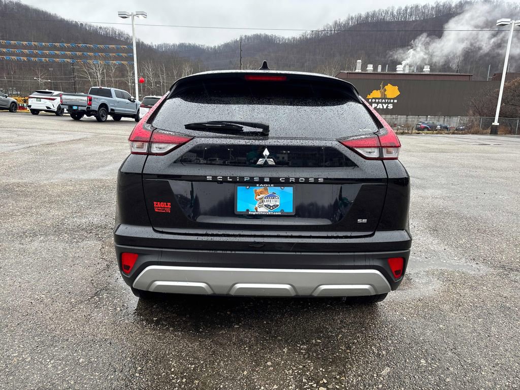 Used 2025 Mitsubishi Eclipse Cross SE image 4