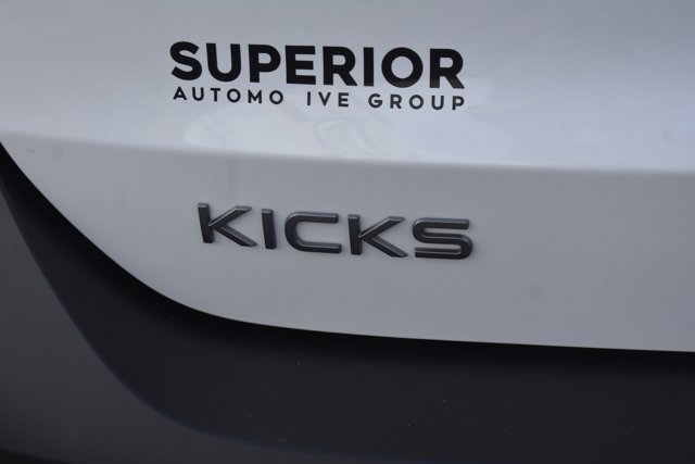 New 2026 Nissan Kicks SR w/ SR Premium Package image 7