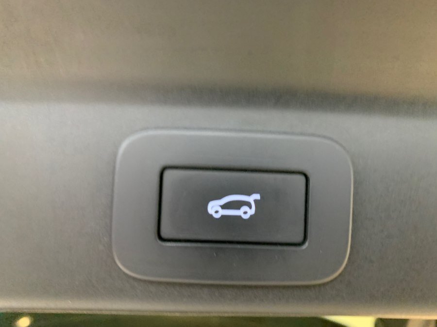 Used 2023 Jaguar F-PACE S AWD/4WD image 43