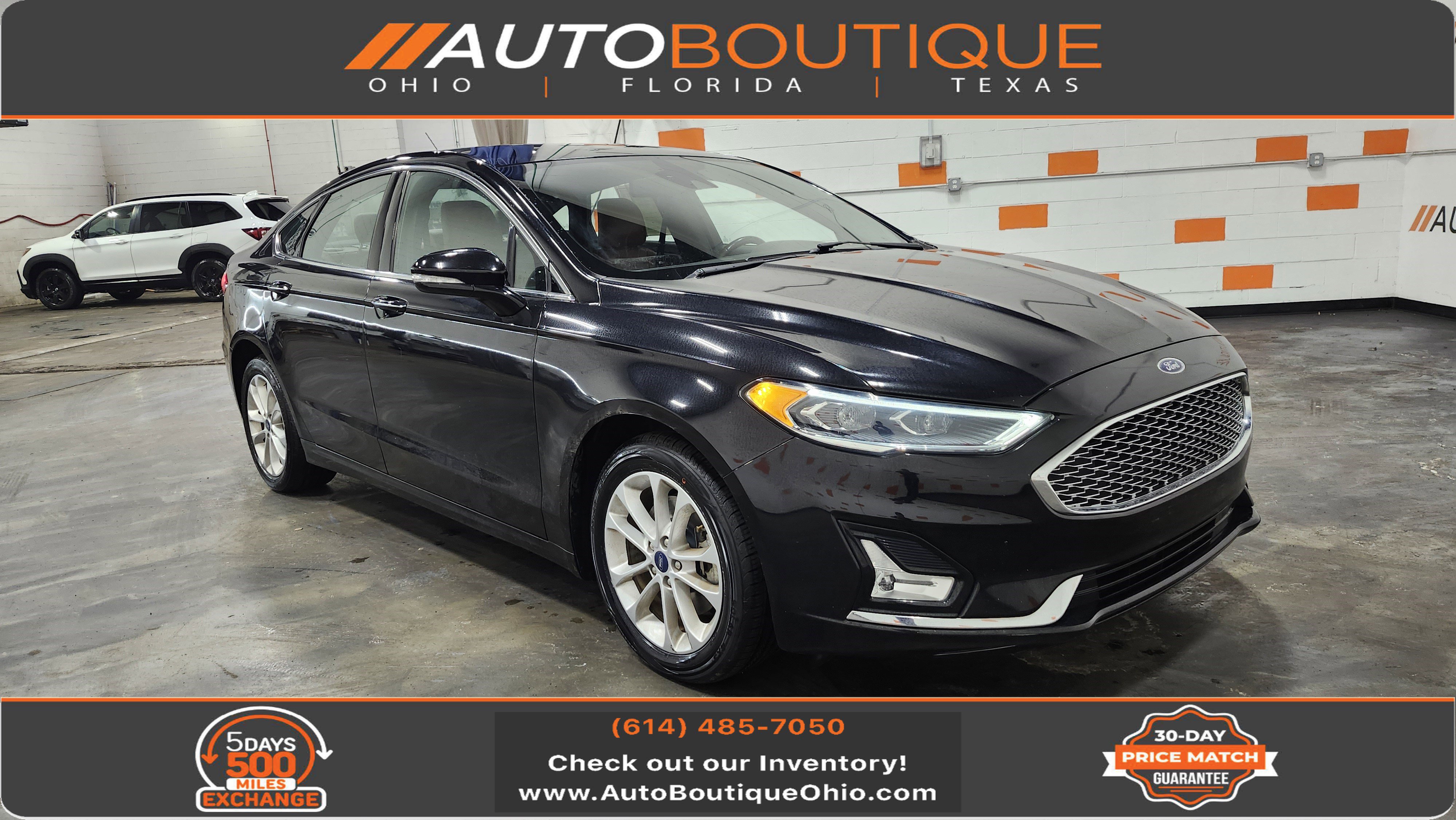 Used 2019 Ford Fusion Energi Titanium image 1
