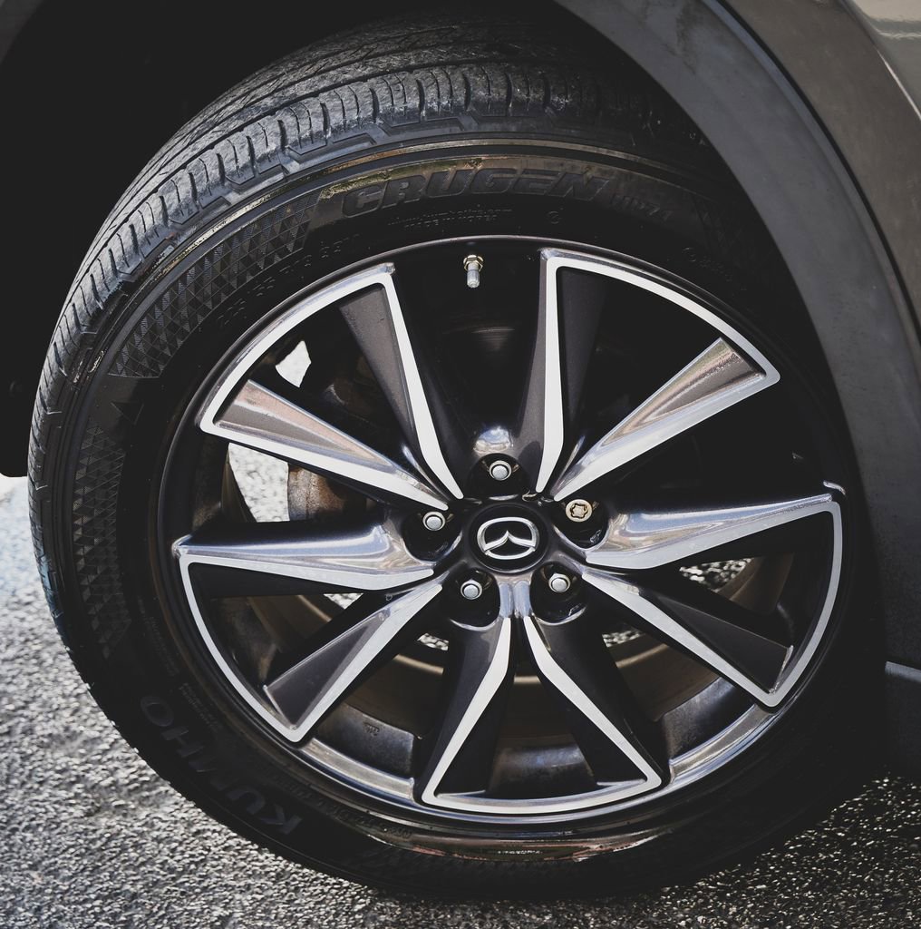 Used 2018 MAZDA CX-5 Touring w/ Preferred Equipment Package AWD/4WD image 4