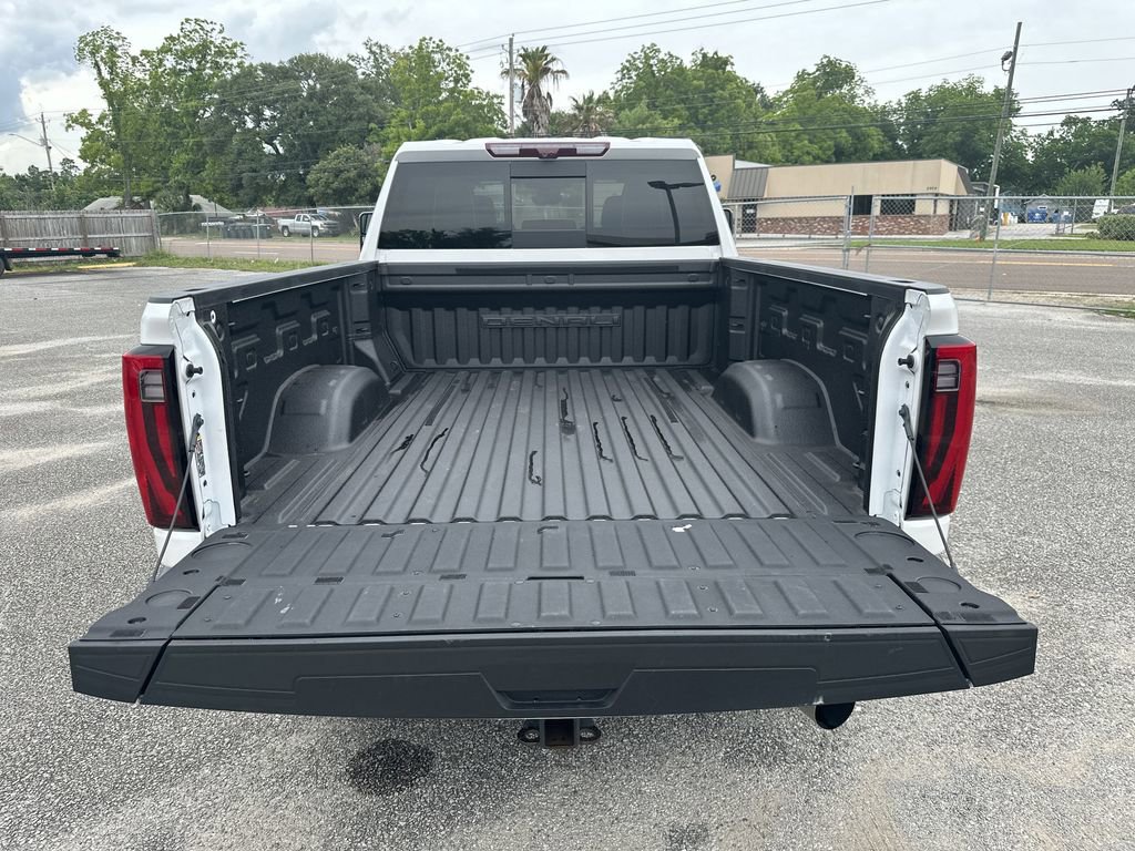 Certified 2024 GMC Sierra 2500 Denali Ultimate AWD/4WD image 32