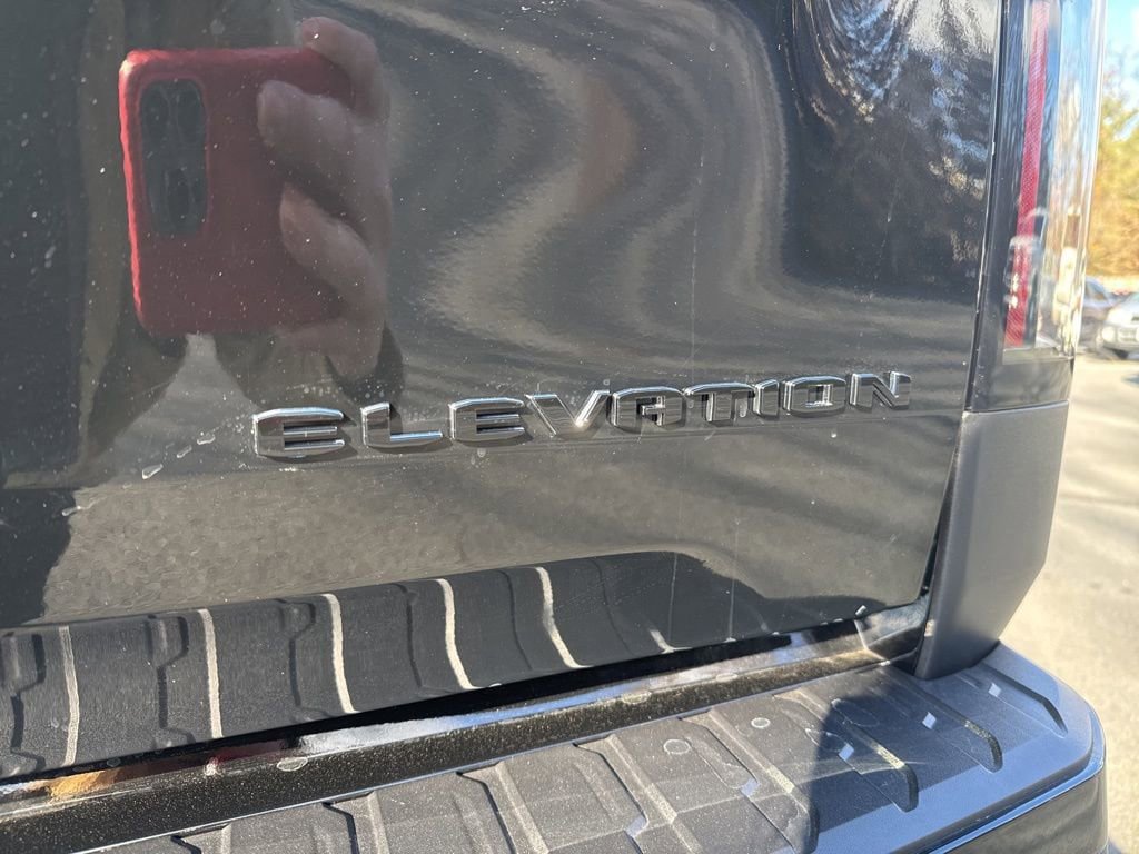 New 2026 GMC Sierra EV Elevation w/ LPO, Elevation Dark Package AWD/4WD image 59
