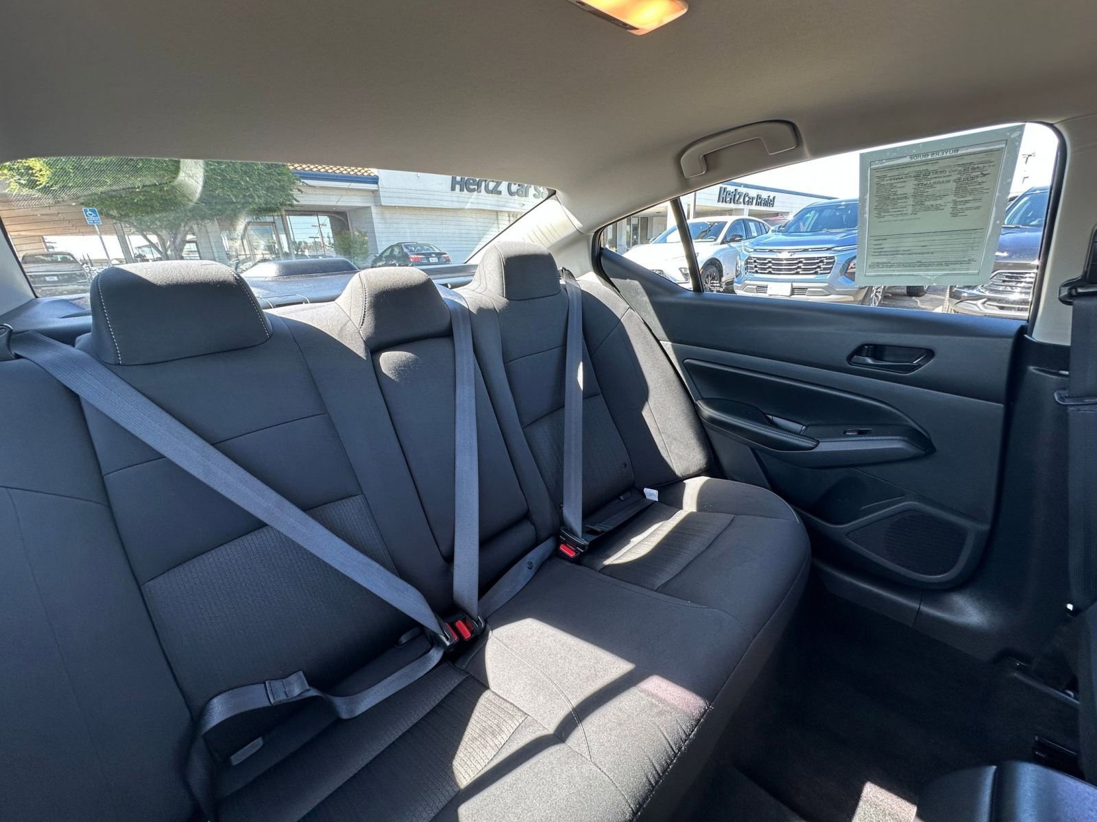 Used 2025 Nissan Altima 2.5 SV image 38