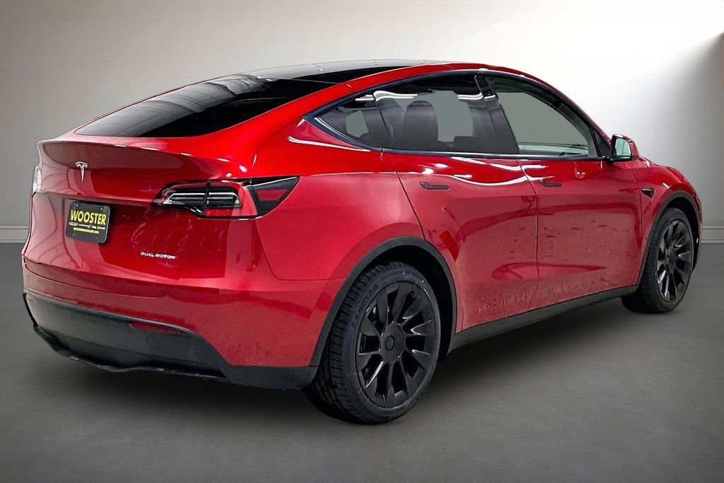 Used 2021 Tesla Model Y Long Range image 5