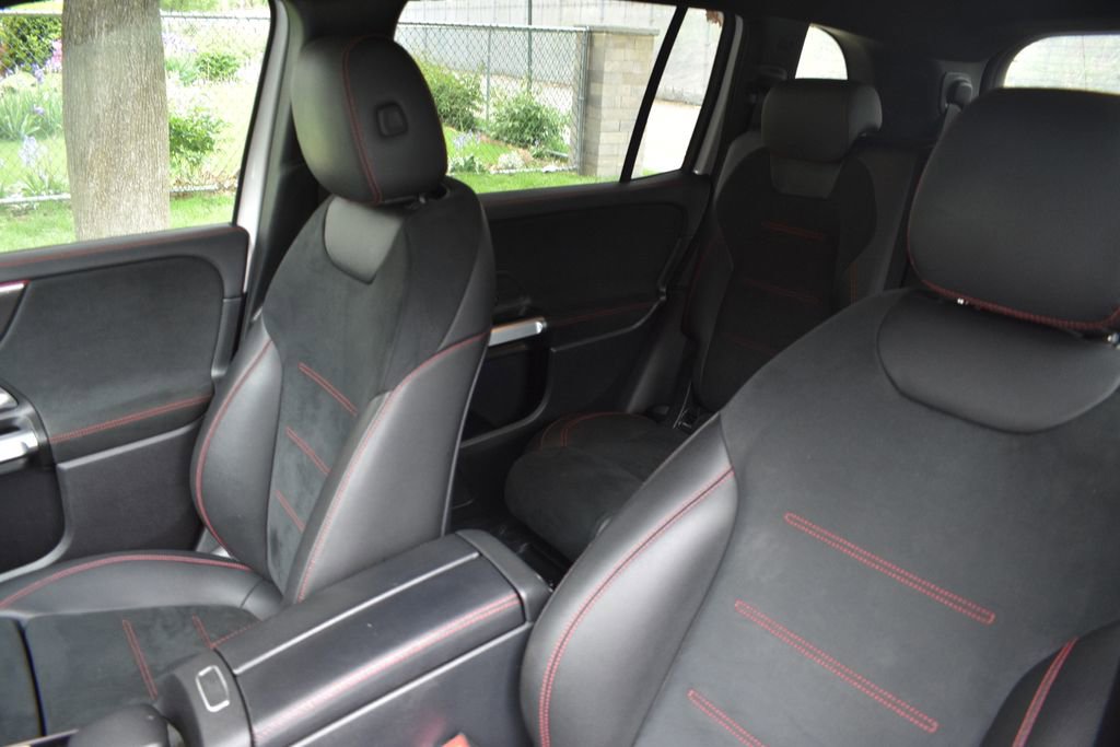 Used 2021 Mercedes-Benz GLB 250 image 9