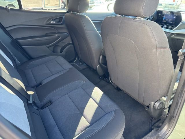 Used 2024 Chevrolet Trax RS w/ Driver Confidence Package image 21