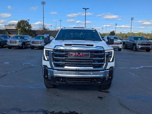 New 2026 GMC Sierra 2500 SLT w/ SLT Premium Package AWD/4WD image 8