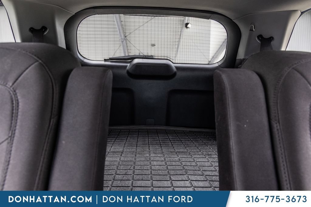 Used 2021 Ford Explorer XLT AWD/4WD image 21