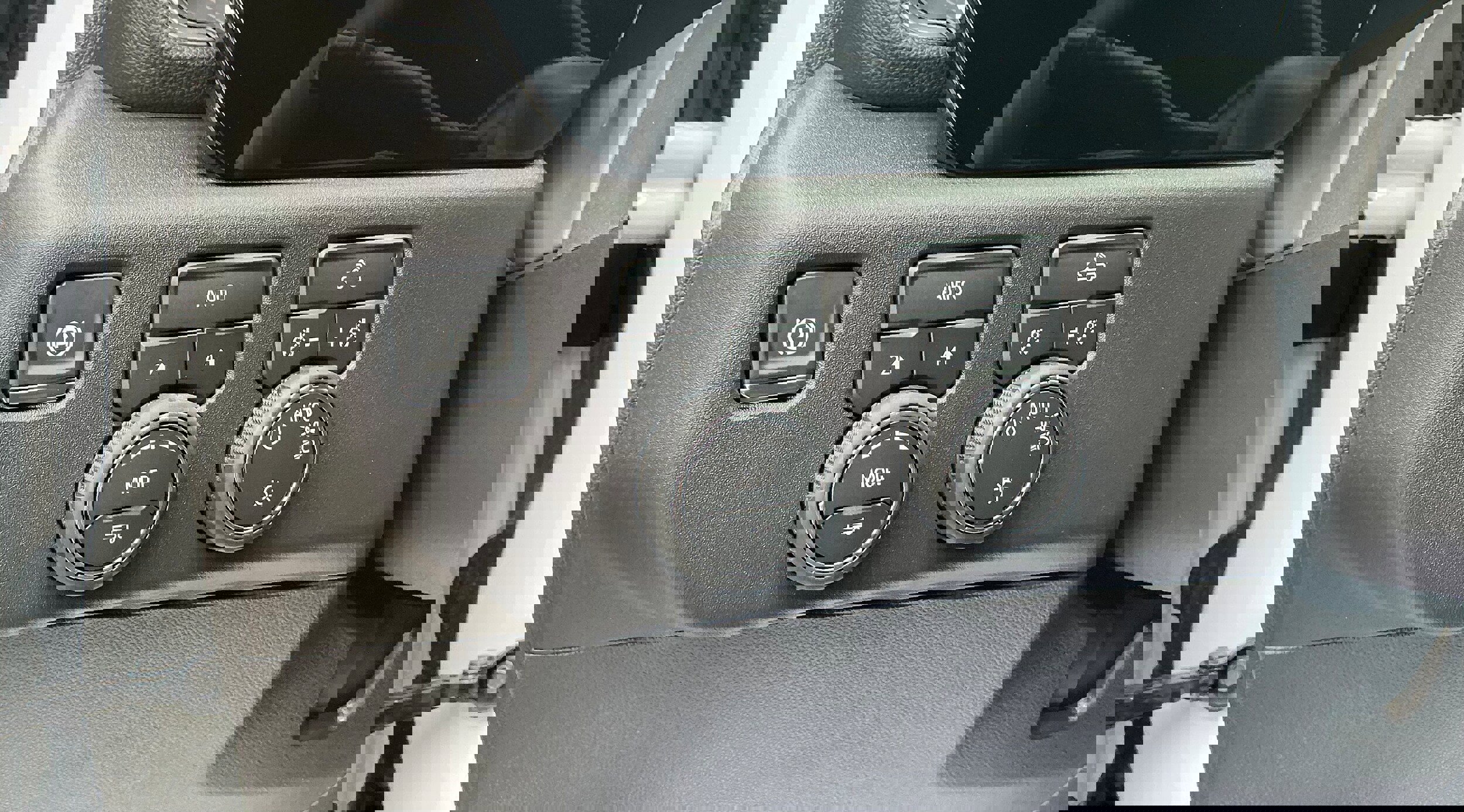 New 2026 Chevrolet Silverado 1500 LT image 7