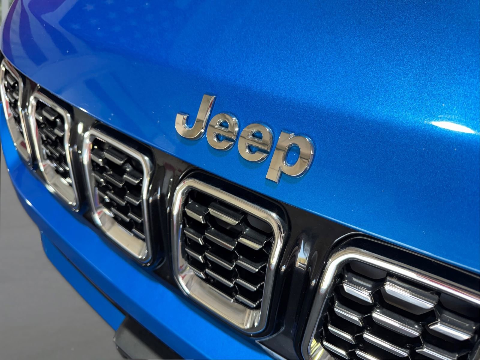 Used 2025 Jeep Compass Limited AWD/4WD image 20