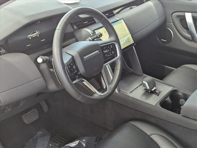 Used 2024 Land Rover Discovery Sport S image 10