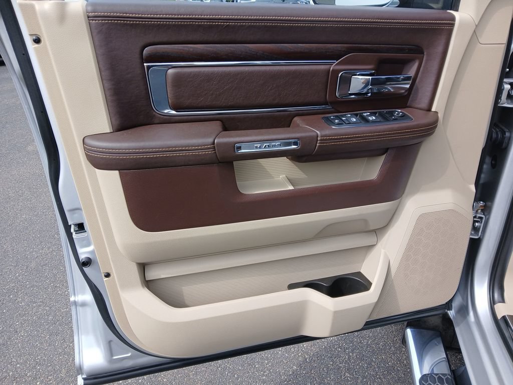 Used 2014 RAM 2500 Longhorn w/ Convenience Group RWD image 12