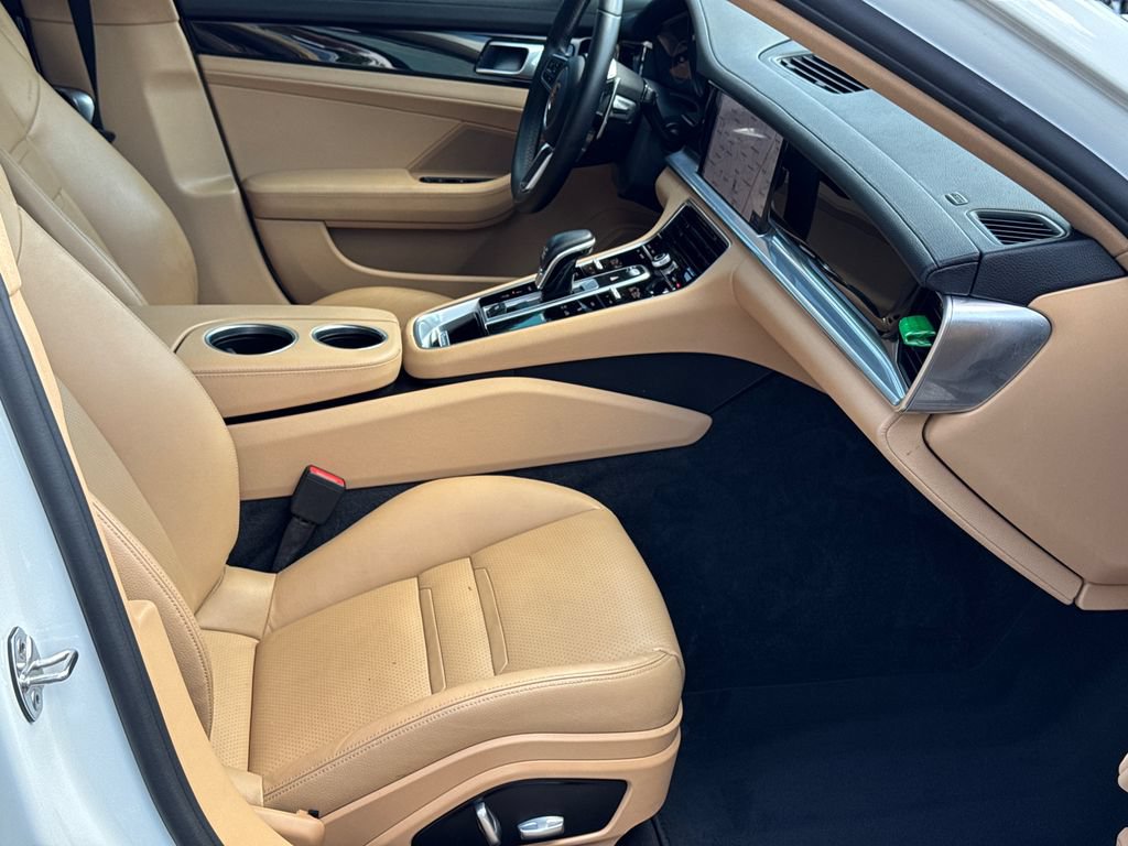 Used 2018 Porsche Panamera 4 AWD/4WD image 13