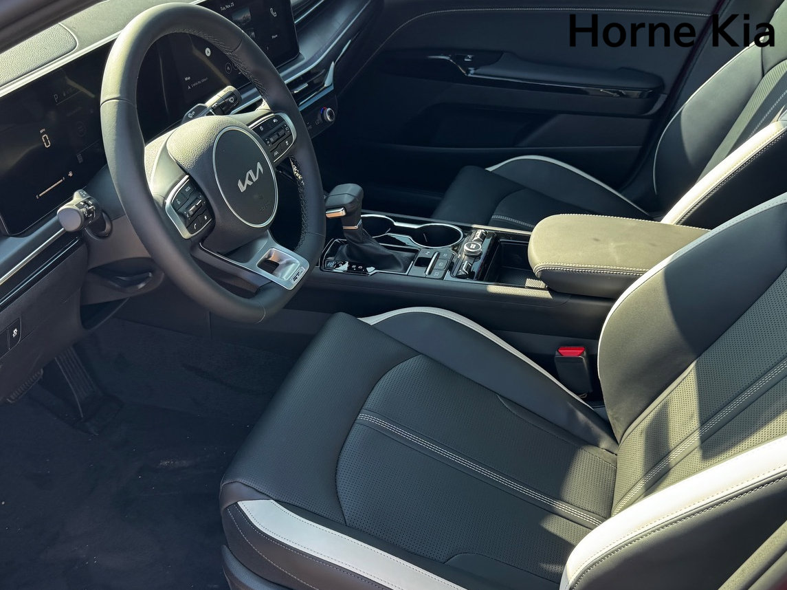 New 2026 Kia K5 GT-Line image 10