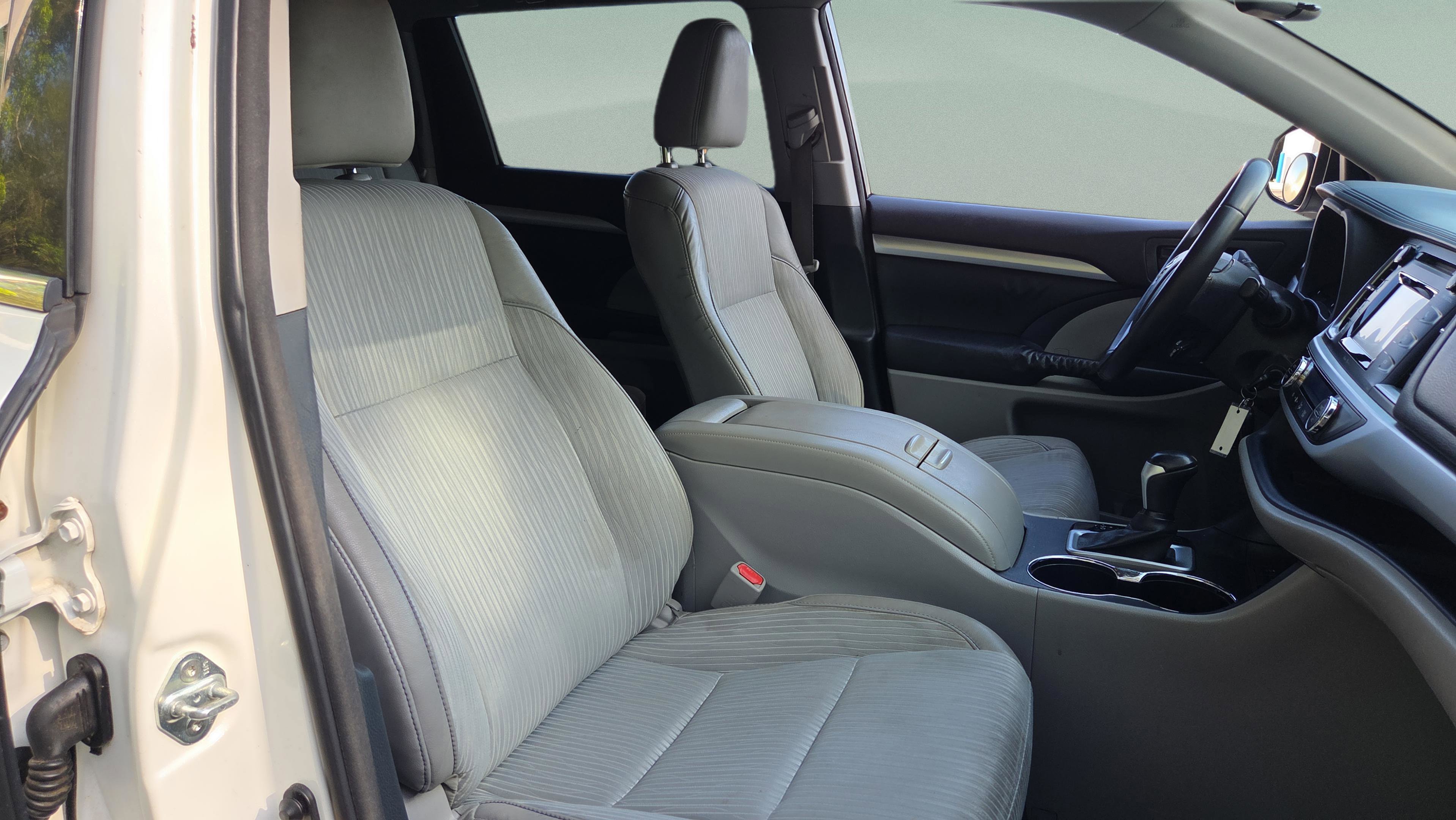 Used 2015 Toyota Highlander Plus image 19