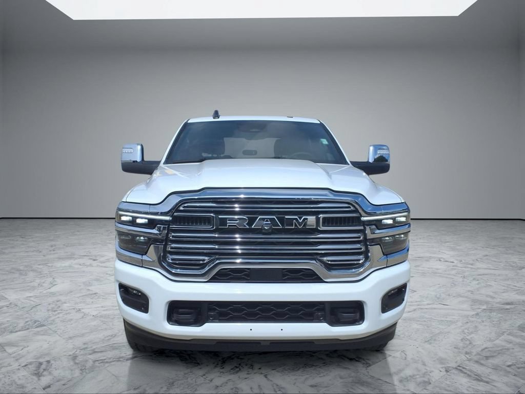 Used 2026 RAM 2500 Laramie AWD/4WD image 2