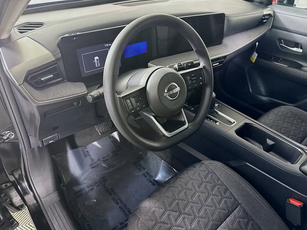 Certified 2025 Nissan Kicks SV image 17