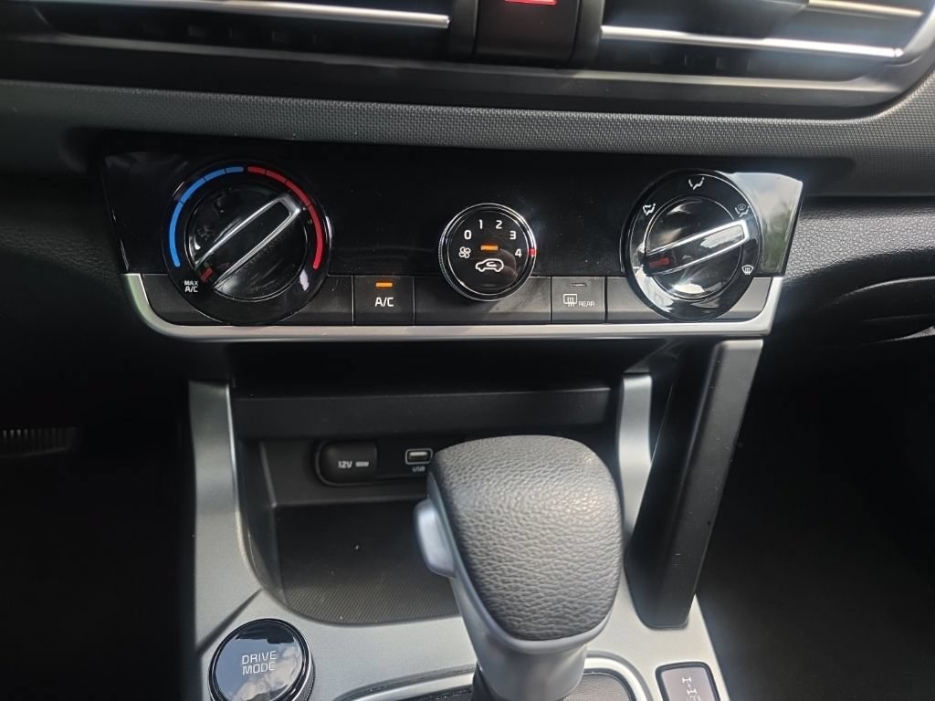Used 2021 Kia Seltos LX AWD/4WD image 21