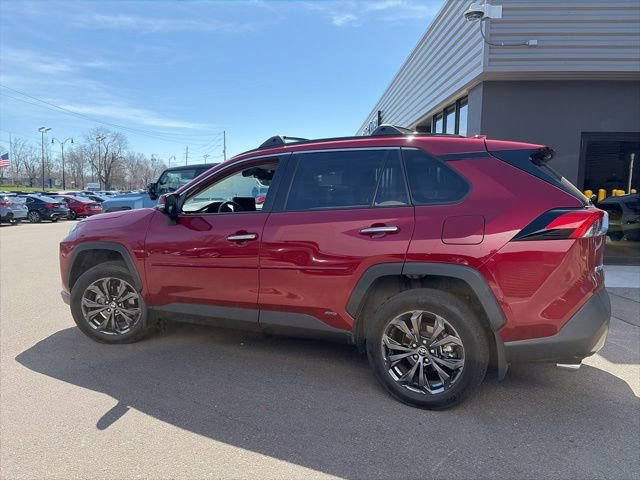 Used 2024 Toyota RAV4 Limited w/ Advanced Technology Package image 9