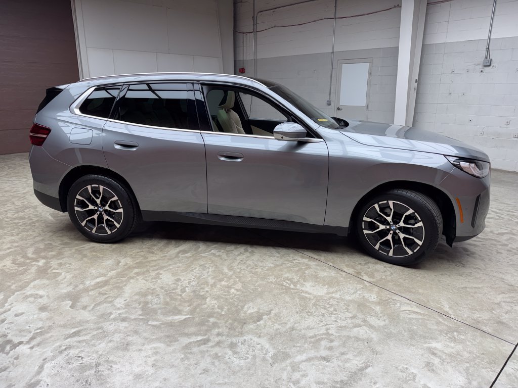 Certified 2025 BMW X3 xDrive30i w/ Premium Package AWD/4WD image 6