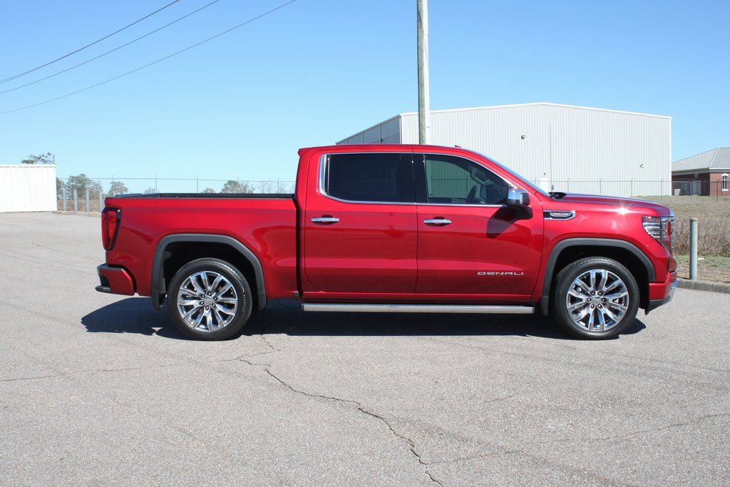 Used 2024 GMC Sierra 1500 Denali AWD/4WD image 22
