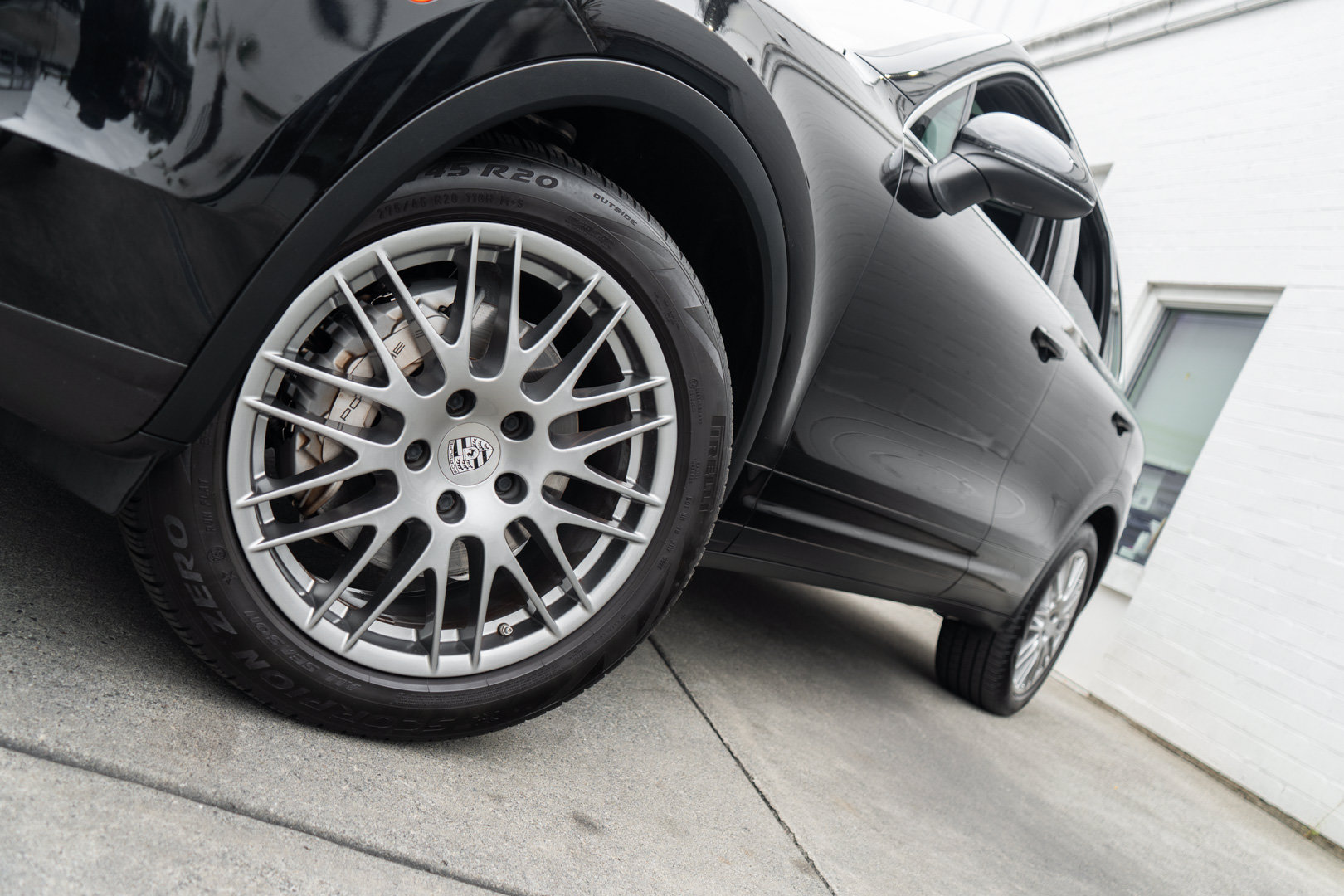 Used 2015 Porsche Cayenne S AWD/4WD image 3