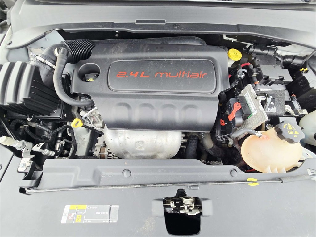 Used 2018 Jeep Compass Latitude w/ Popular Equipment Group image 17