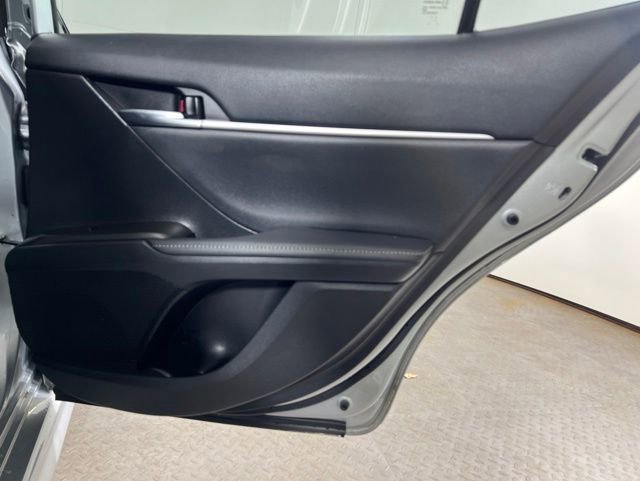 Used 2023 Toyota Camry XSE AWD/4WD image 12