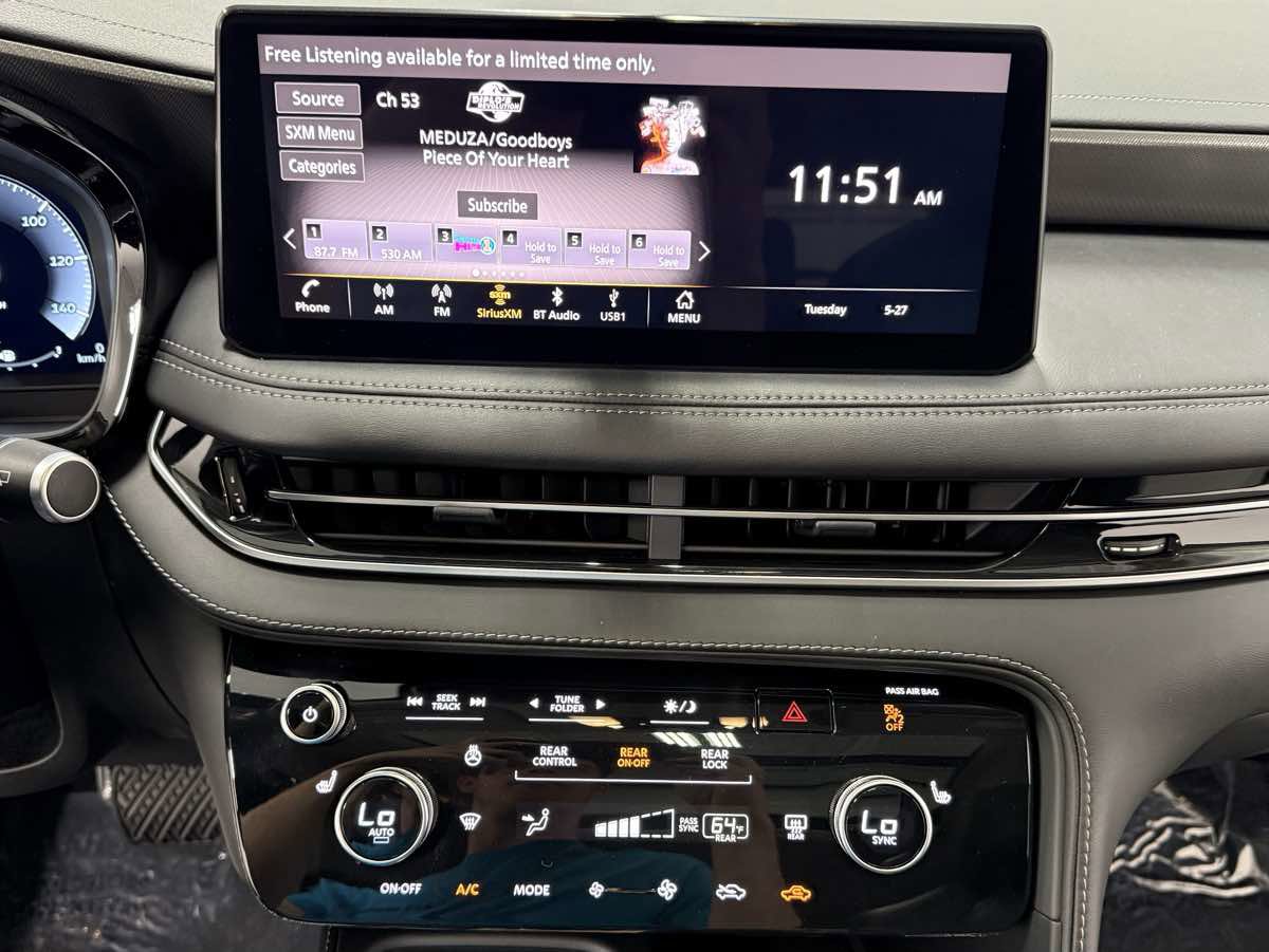 Used 2024 INFINITI QX60 Luxe image 24