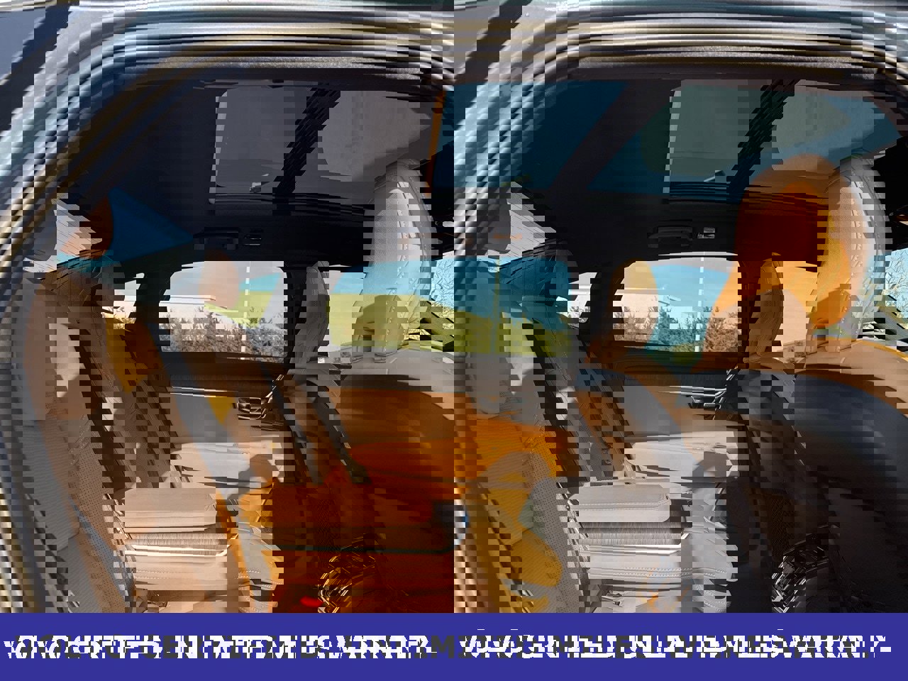 Certified 2023 Volvo S90 B6 Ultimate w/ Lounge Package image 15