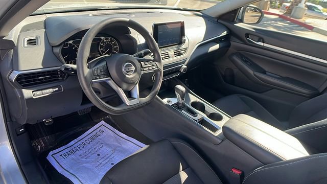 Used 2022 Nissan Altima 2.5 SV image 16