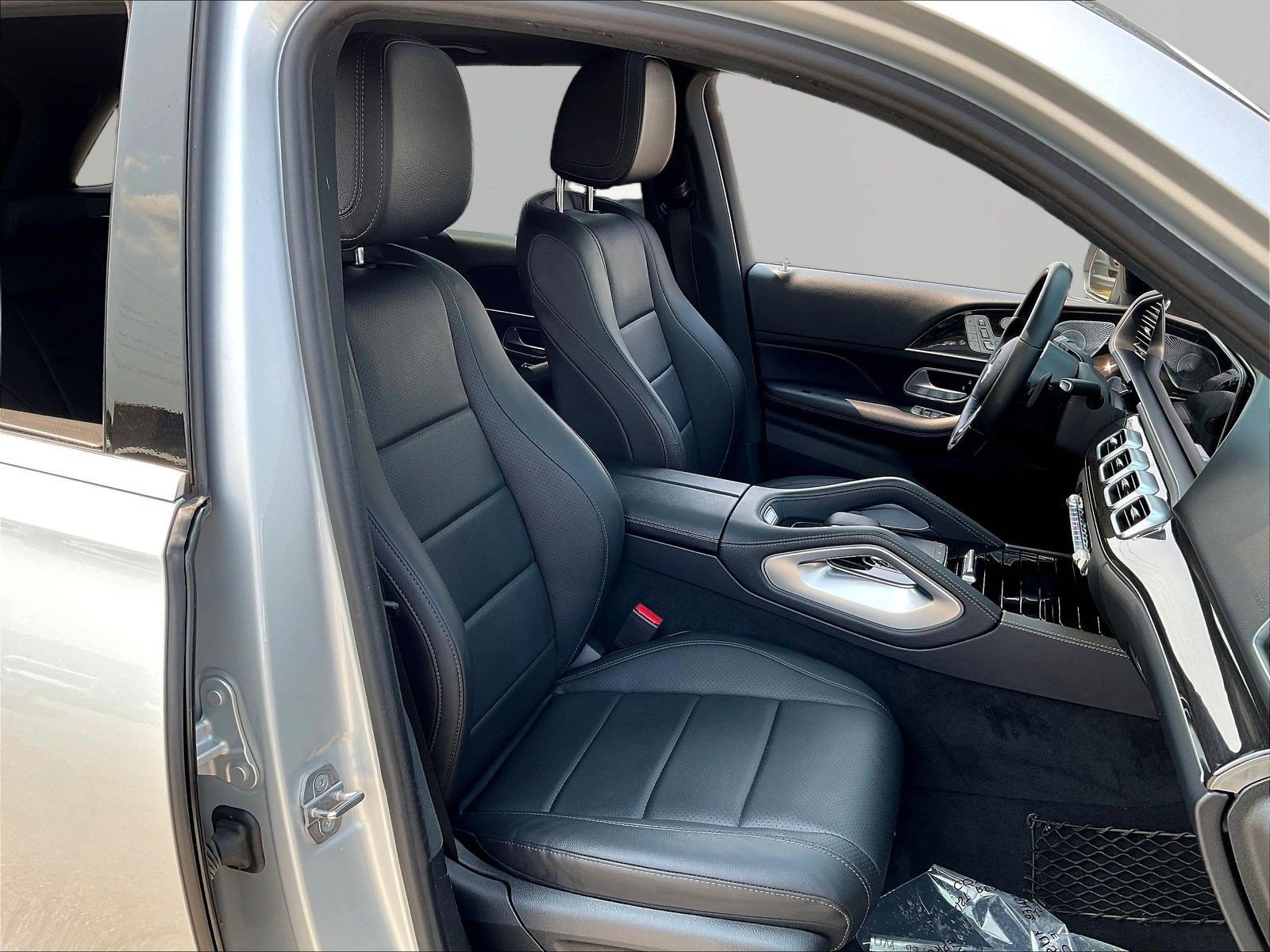 Used 2020 Mercedes-Benz GLE 350 4MATIC image 29