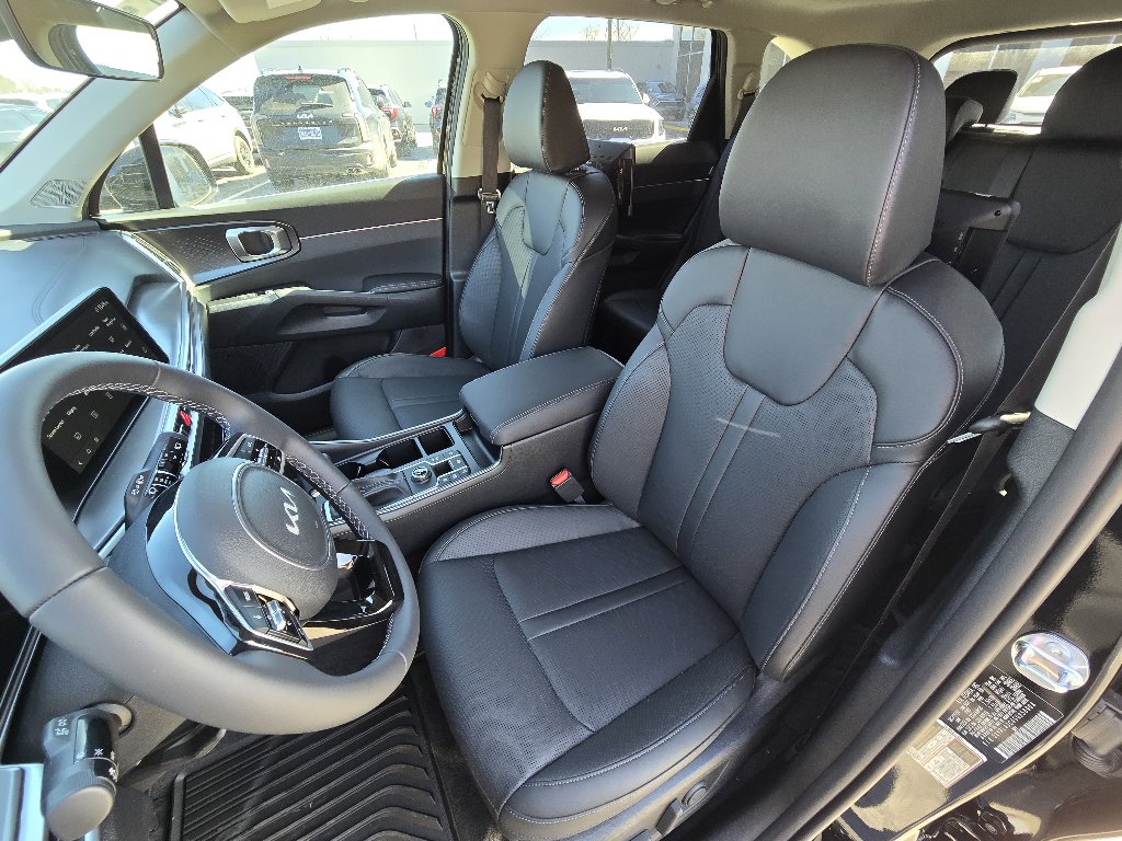 New 2025 Kia Sorento S w/ Panoramic Sunroof Package image 13