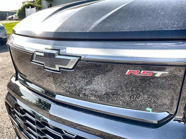 New 2025 Chevrolet Silverado EV RST AWD/4WD image 31