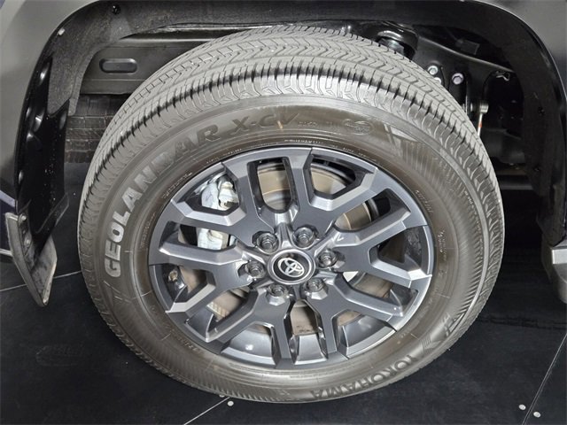 Used 2025 Toyota Sequoia Platinum image 10