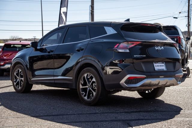 Used 2023 Kia Sportage EX image 8