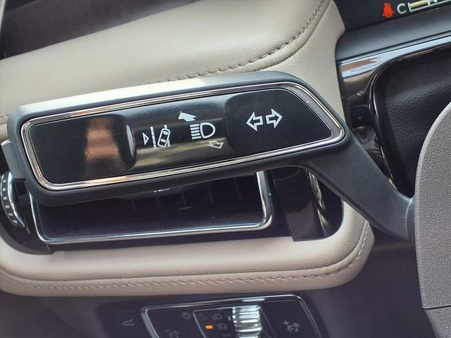 Certified 2023 Lincoln Nautilus Reserve w/ Luxury Package image 13