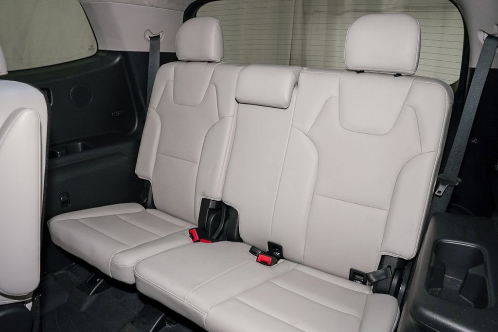 Used 2021 Kia Telluride SX w/ SX Prestige Package image 11