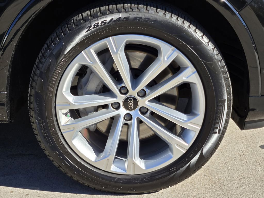 Certified 2025 Audi Q7 3.0T Prestige w/ Prestige Package image 13