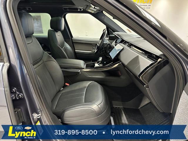 Used 2024 Land Rover Range Rover Sport SE image 9