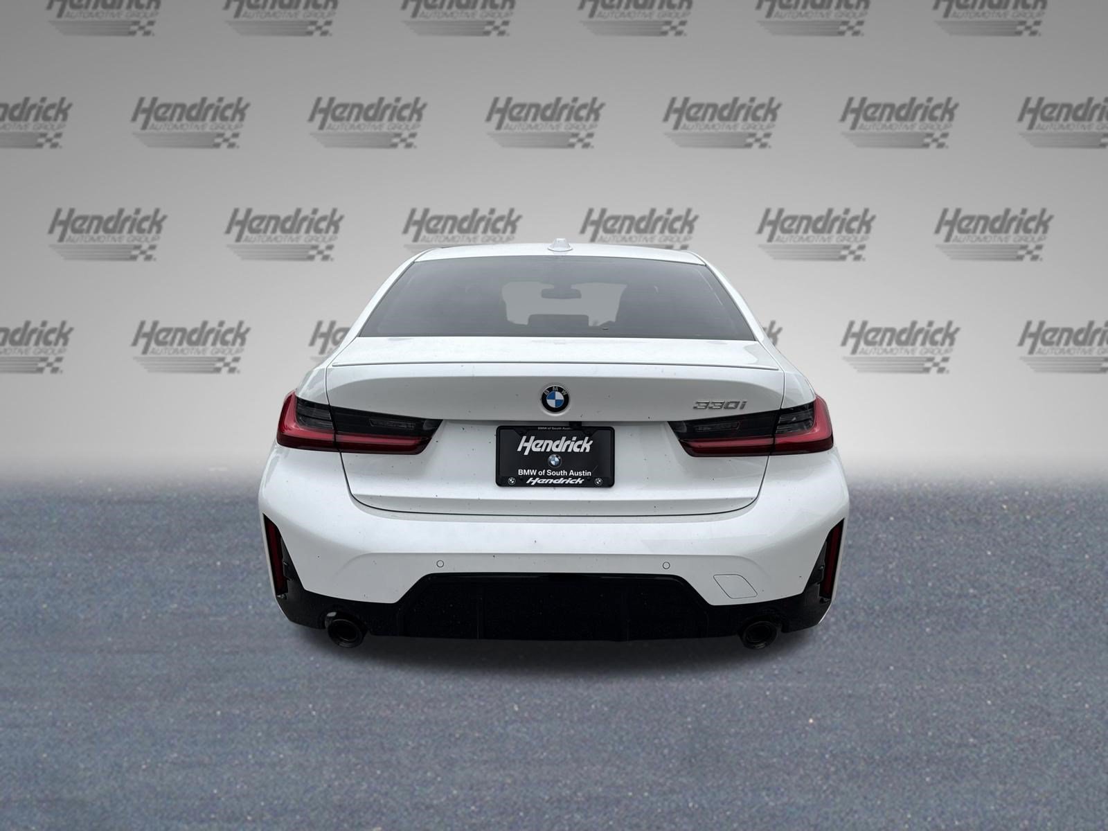 Used 2026 BMW 330i Sedan w/ M Sport Package RWD image 8