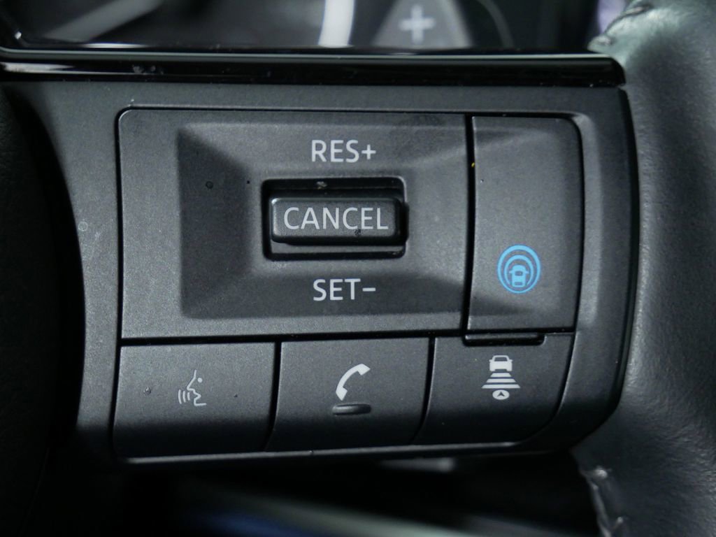 Used 2023 Nissan Pathfinder SL w/ SL Premium Package AWD/4WD image 26