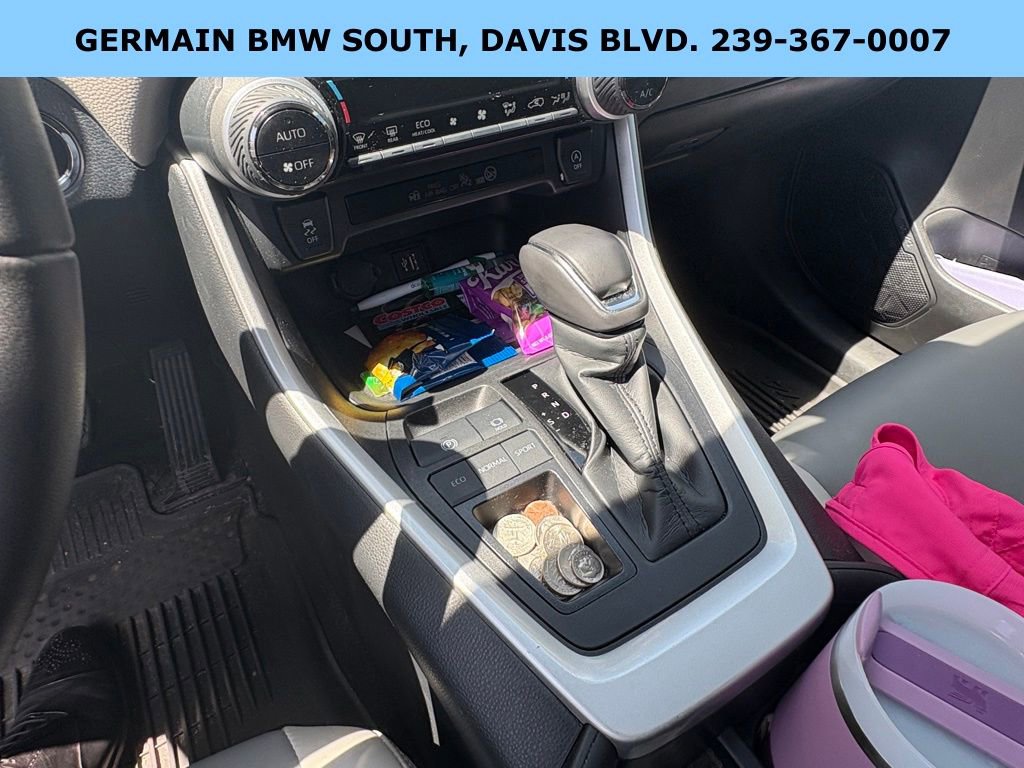 Used 2023 Toyota RAV4 XLE Premium image 20