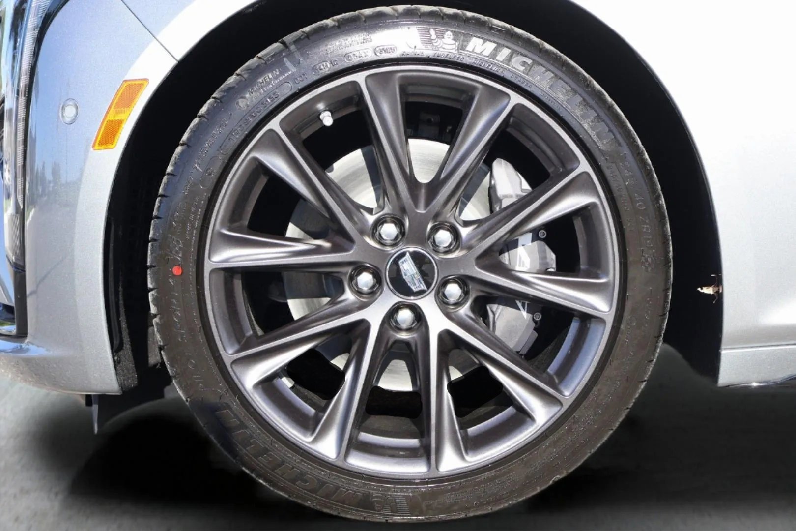 New 2026 Cadillac CT5 V image 9