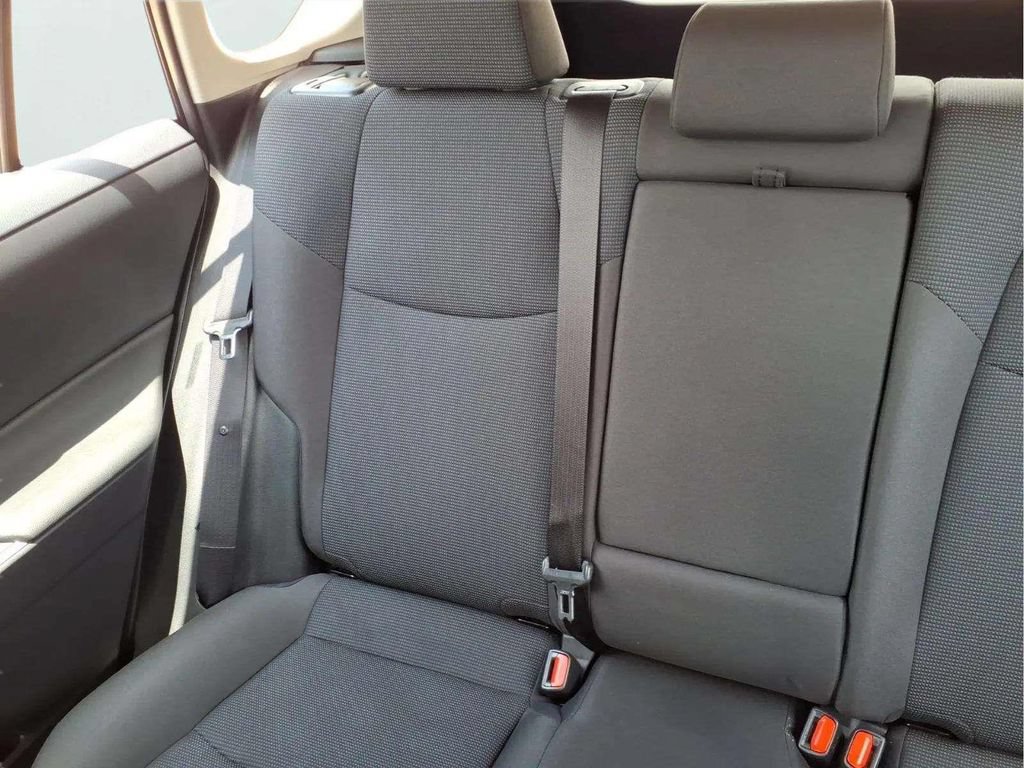 Used 2025 Toyota RAV4 LE AWD/4WD image 14