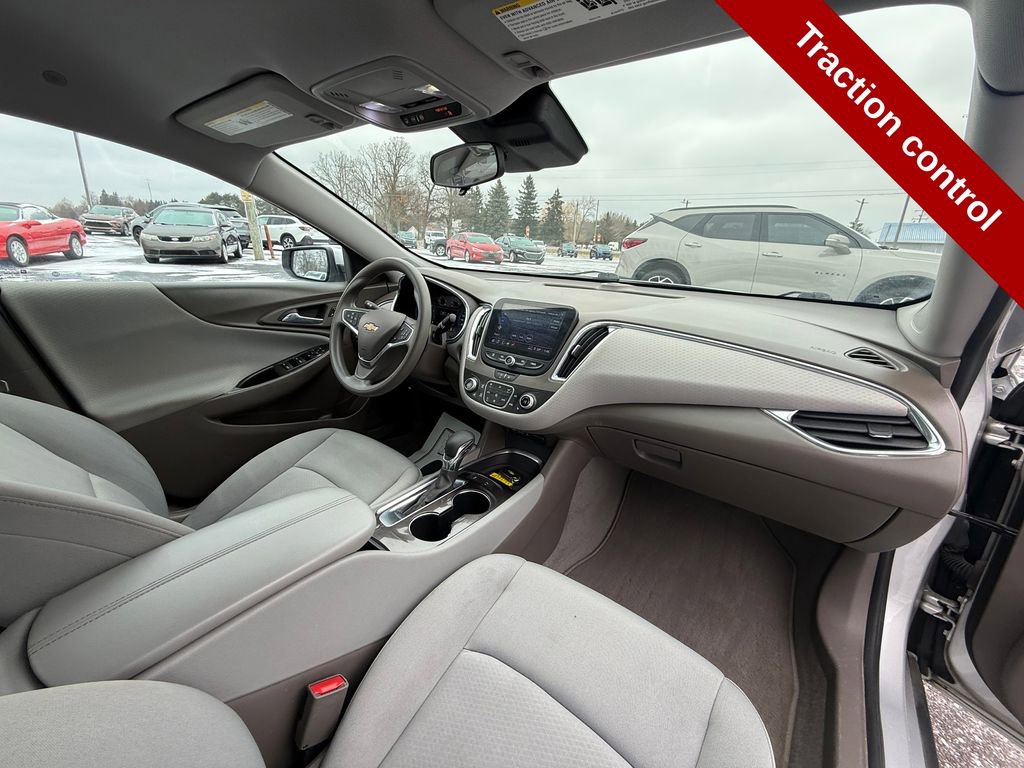 Used 2021 Chevrolet Malibu LT image 40