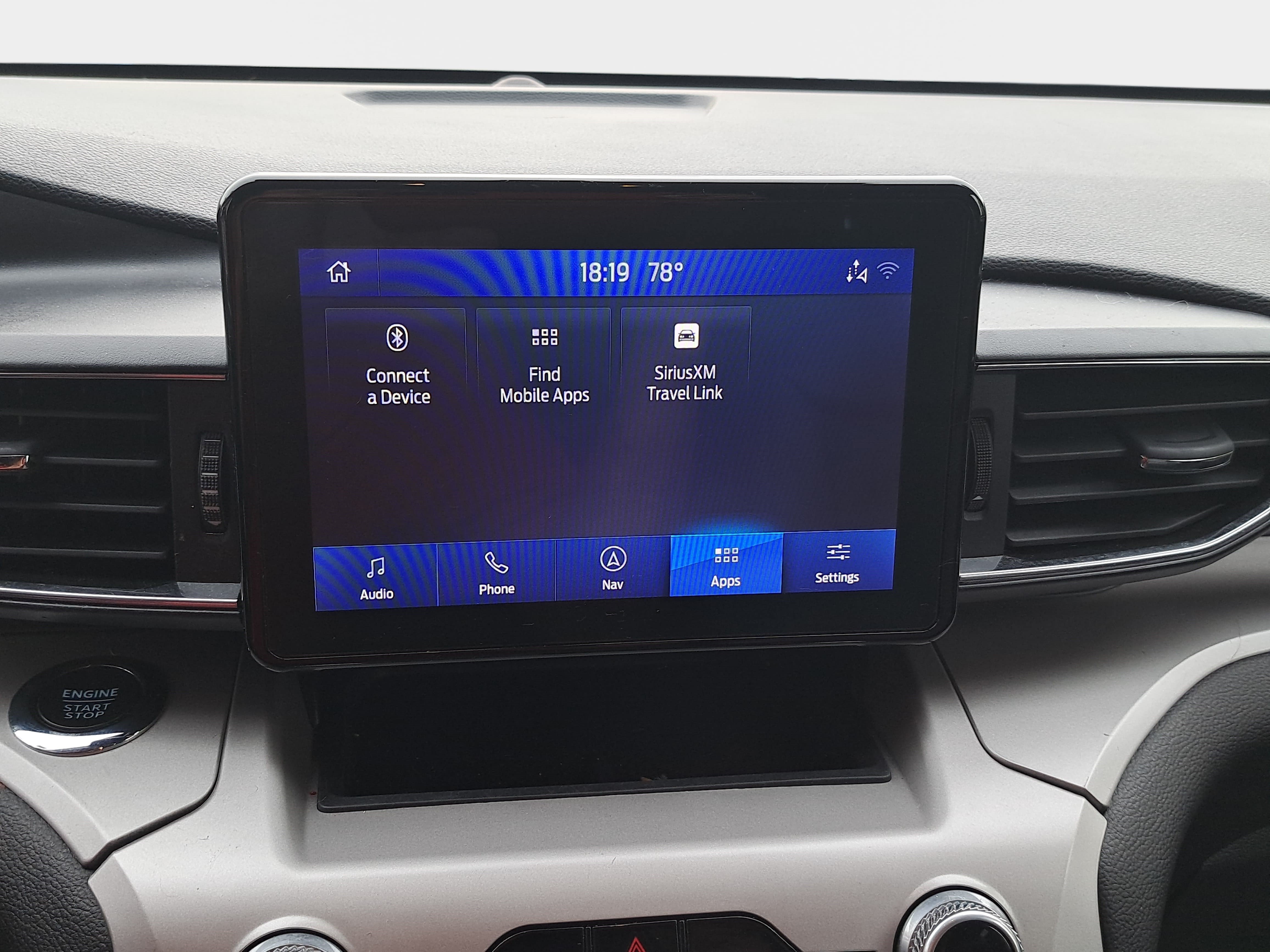 Used 2023 Ford Explorer XLT w/ Equipment Group 202A RWD image 21