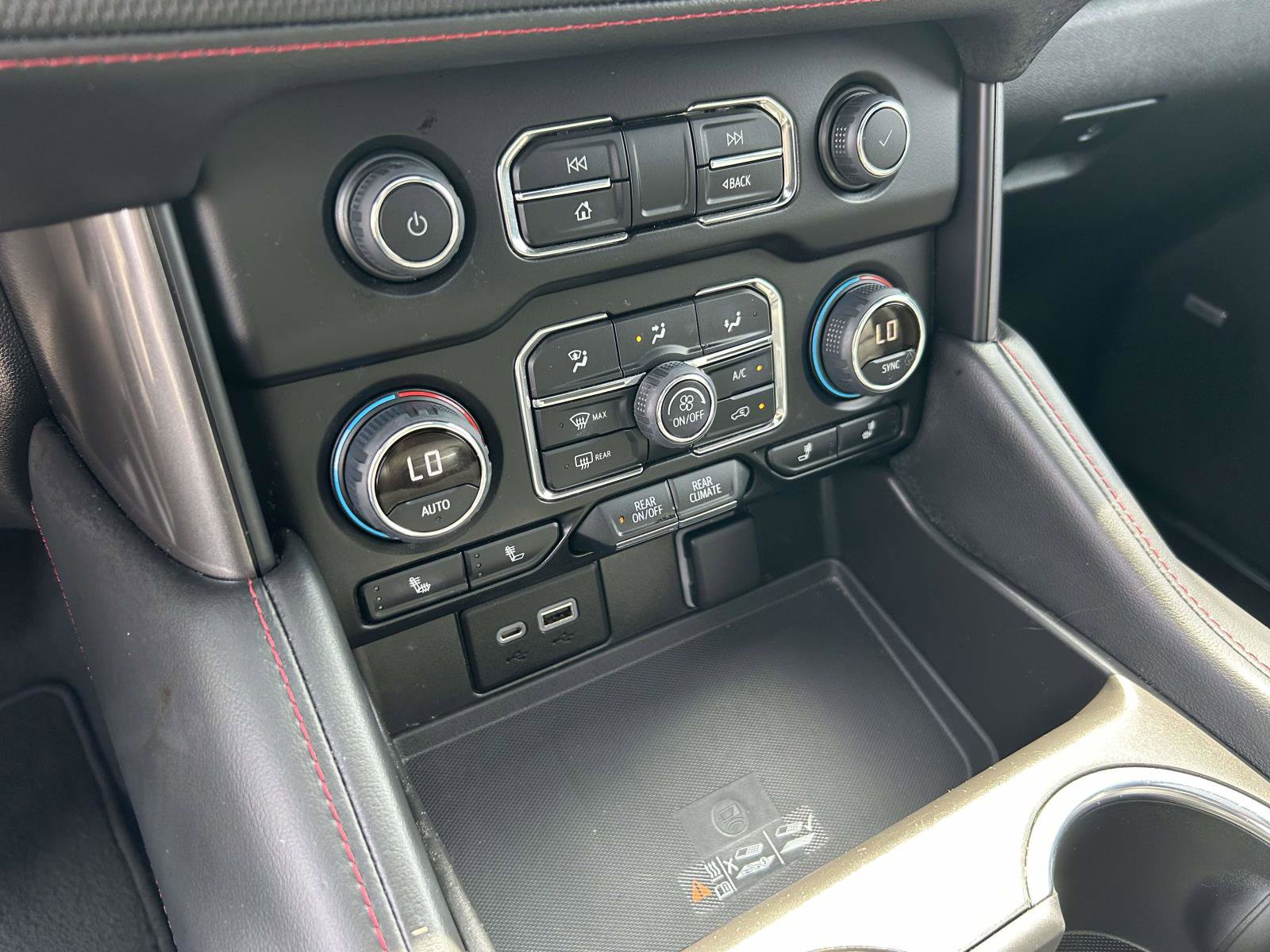 Used 2022 Chevrolet Tahoe RST w/ Luxury Package image 26