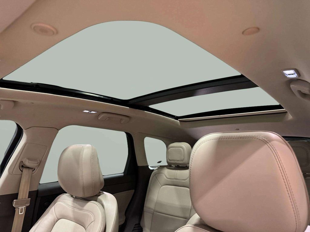 Certified 2022 Lincoln Corsair Grand Touring w/ Elements Technology Bundle image 17